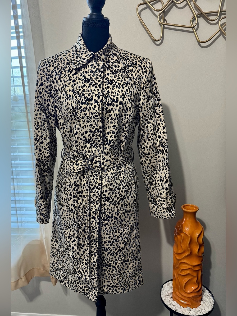 Jones New York Black and White Leopard Print Long Sleeve Belted Trench Coat